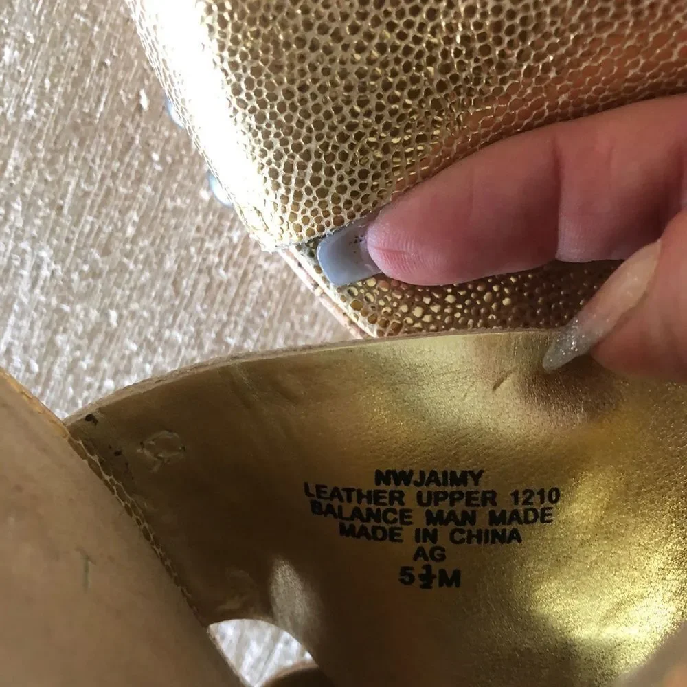 Nine West good gold